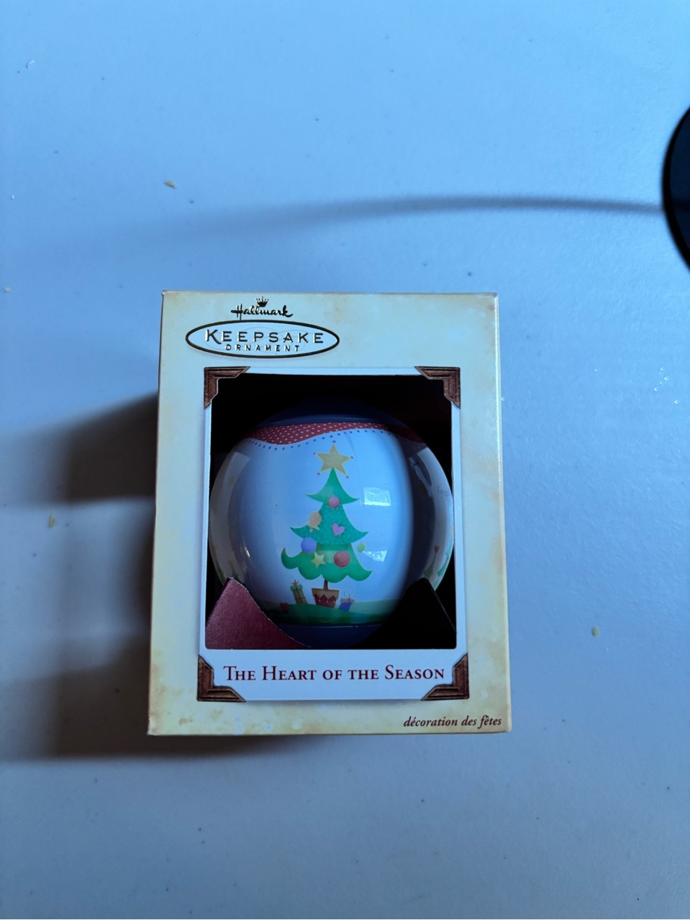 Hallmark Keepsake Glass Ornament The Heart of the Season 2005